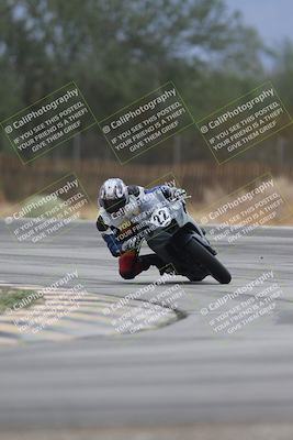 media/Sep-21-2025-Race Pace (Sun) [[98bf33ef95]]/Non Verified/4-Turn 3 (910am)/